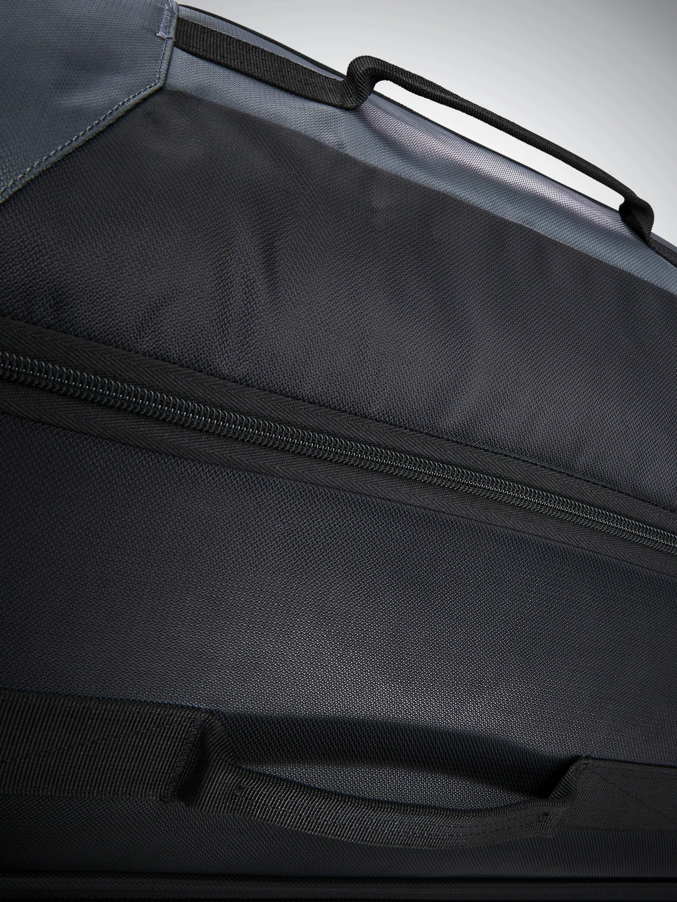 Andante 2 Wheeled Duffel 32"